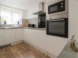 Sea View Terrace - North Wales - 1128249 - thumbnail photo 7