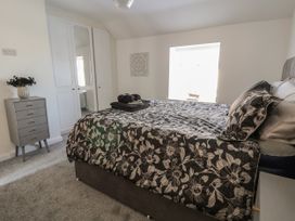 Sea View Terrace - North Wales - 1128249 - thumbnail photo 13