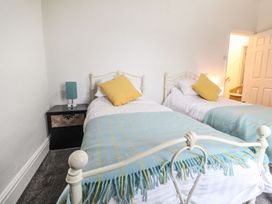 Cooper Cottage - South Wales - 1128285 - thumbnail photo 24
