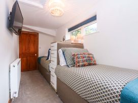 Cromlech Cottage at Cromlech Manor Farm - Anglesey - 1128552 - thumbnail photo 28