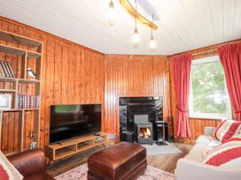 Challenger Bothy - Scottish Highlands - 1128585 - thumbnail photo 5