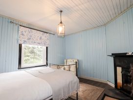 Challenger Bothy - Scottish Highlands - 1128585 - thumbnail photo 13