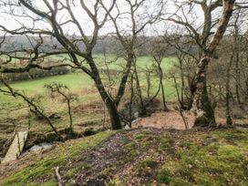 The Hideaway, Shepherd's Hut - North Yorkshire (incl. Whitby) - 1128614 - thumbnail photo 16