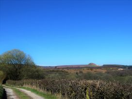 The Hideaway, Shepherd's Hut - North Yorkshire (incl. Whitby) - 1128614 - thumbnail photo 21