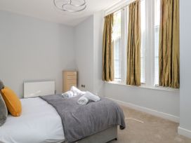 Flat 1, Thornlow Heights - Dorset - 1128722 - thumbnail photo 18