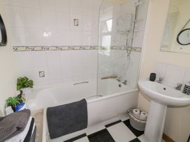 Mary's Maisonette - County Donegal - 1128835 - thumbnail photo 19