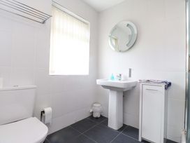 Belan Wen - Anglesey - 1128852 - thumbnail photo 16