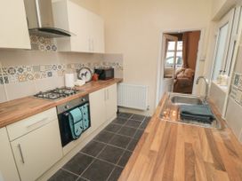 Dickie Hoy's Cottage - North Yorkshire (incl. Whitby) - 1128998 - thumbnail photo 7