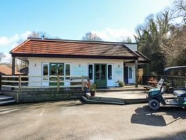 Chalet Log Cabin L2 - Devon - 1129364 - thumbnail photo 21