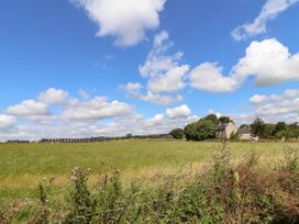Moor Farm Cottage - Peak District - 1129371 - thumbnail photo 45