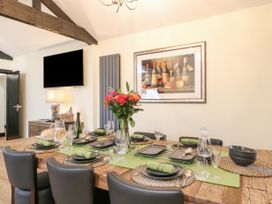 Moor Farm Cottage - Peak District - 1129371 - thumbnail photo 12