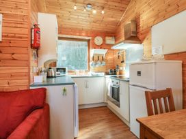 Chalet Lodge (Bunks) L1 - Devon - 1129383 - thumbnail photo 7