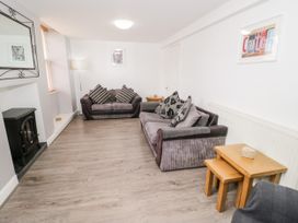 Hand Apartment - North Wales - 1129433 - thumbnail photo 5