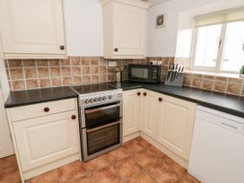 Hand Apartment - North Wales - 1129433 - thumbnail photo 8