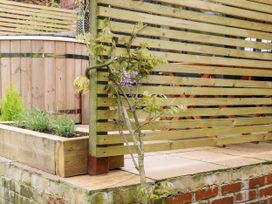 The Snug at Pickelden Farmhouse - Kent & Sussex - 1129449 - thumbnail photo 23