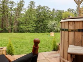 The Snug at Pickelden Farmhouse - Kent & Sussex - 1129449 - thumbnail photo 24