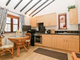 Brook Cottage - South Wales - 1129454 - thumbnail photo 7