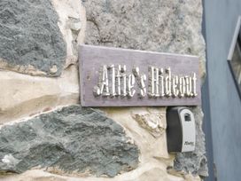 Alfies Hideout - North Wales - 1129462 - thumbnail photo 4