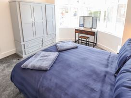 1 Chestnut Grove - North Yorkshire (incl. Whitby) - 1129544 - thumbnail photo 15