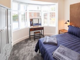 1 Chestnut Grove - North Yorkshire (incl. Whitby) - 1129544 - thumbnail photo 16