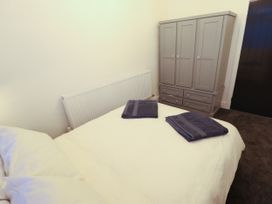 1 Chestnut Grove - North Yorkshire (incl. Whitby) - 1129544 - thumbnail photo 21