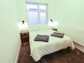 1 Chestnut Grove - North Yorkshire (incl. Whitby) - 1129544 - thumbnail photo 20