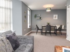Apartment 3 @ Blackpool Sleepover - Lake District - 1129715 - thumbnail photo 6