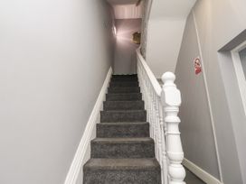 Apartment 3 @ Blackpool Sleepover - Lake District - 1129715 - thumbnail photo 11