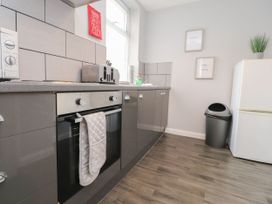 Apartment 5 @ Blackpool Sleepover - Lake District - 1129719 - thumbnail photo 7
