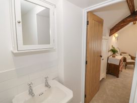 The Little Cottage - Cotswolds - 1130119 - thumbnail photo 18