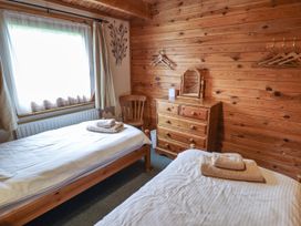 Teal Lodge - Lincolnshire - 1130273 - thumbnail photo 11