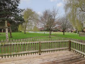 Teal Lodge - Lincolnshire - 1130273 - thumbnail photo 15