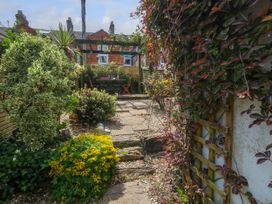 Chapelhay Cottage - Dorset - 1131030 - thumbnail photo 32