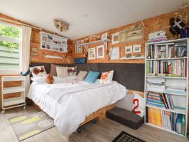 The Hideaway Studio - Cornwall - 1131111 - thumbnail photo 5