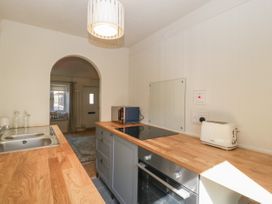 Honeybee Cottage - Somerset & Wiltshire - 1131168 - thumbnail photo 7