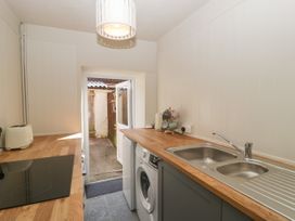 Honeybee Cottage - Somerset & Wiltshire - 1131168 - thumbnail photo 9