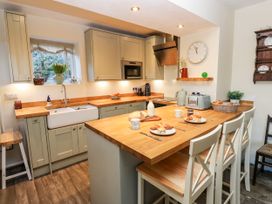 Hope View House - Peak District - 1131655 - thumbnail photo 13