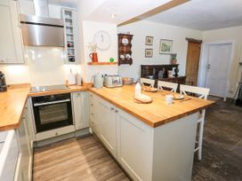 Hope View House - Peak District - 1131655 - thumbnail photo 10