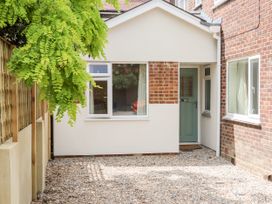 The Garden House Cottage - Kent & Sussex - 1131940 - thumbnail photo 1