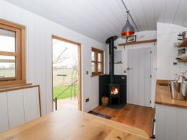 Little Hut - Somerset & Wiltshire - 1131963 - thumbnail photo 6