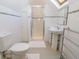 Llwyn Celyn - North Wales - 1132127 - thumbnail photo 24