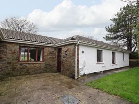 The Oaks - South Wales - 1132358 - thumbnail photo 26