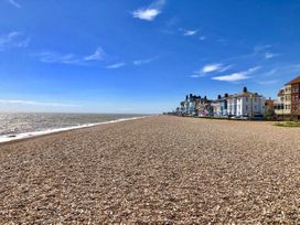 Seascape - Suffolk & Essex - 1132390 - thumbnail photo 19