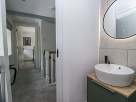 Riverside Cottage No 3 - Lake District - 1132914 - thumbnail photo 24