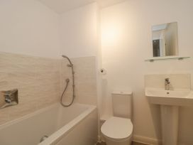 Covert Cottage - Devon - 1133033 - thumbnail photo 16