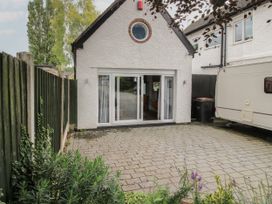 The Coach House - Peak District - 1133387 - thumbnail photo 16