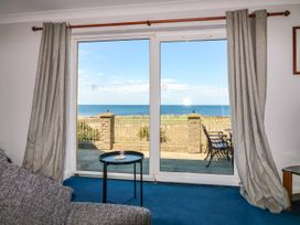 Shoreline House -  - 1133487 - thumbnail photo 6
