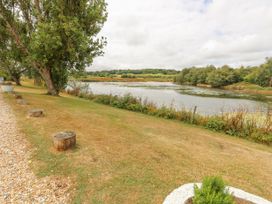 Little Beach - Isle of Wight & Hampshire - 1133680 - thumbnail photo 33