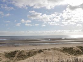 Harbour Cottage - North Yorkshire (incl. Whitby) - 1134127 - thumbnail photo 37