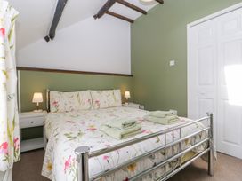 Rhif Deg - Mid Wales - 1134229 - thumbnail photo 15